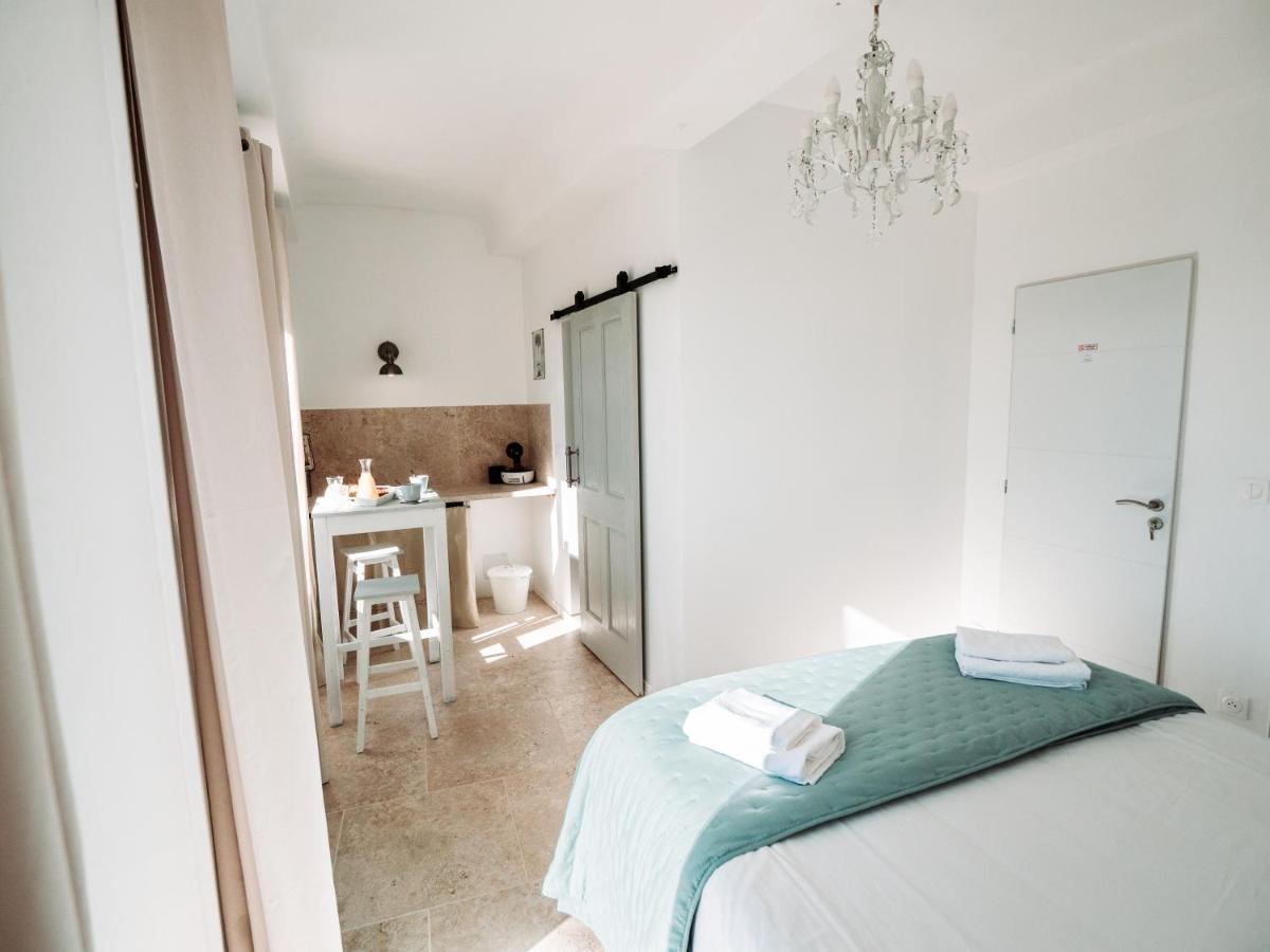 La Maison Bourgeoise - Adults Only Hotel Pourrieres Exterior foto